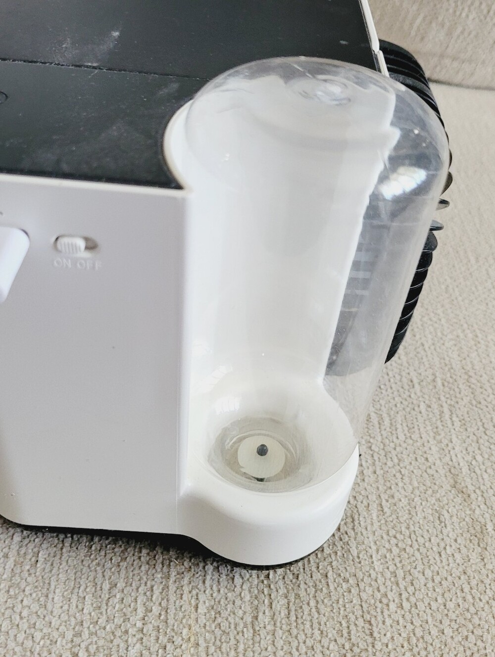 White and Black Cooling - Portable AC Fan Cooler Personal AC - Picture 6 of 6